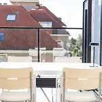 Thalassa 0501 Met Garage Apartment